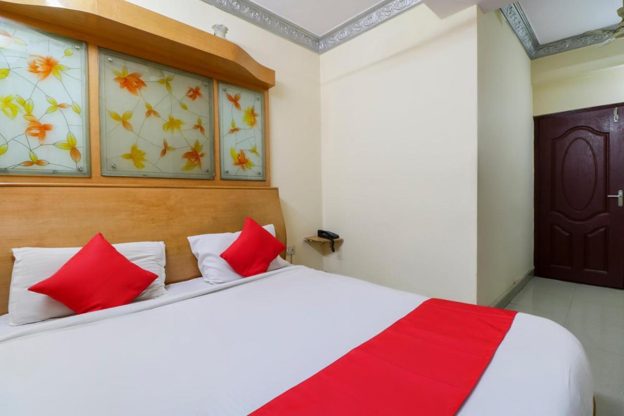 Oyo 71675 New Aishwarya Comforts Hotel Бангалор Екстериор снимка