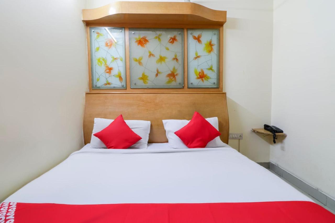 Oyo 71675 New Aishwarya Comforts Hotel Бангалор Екстериор снимка
